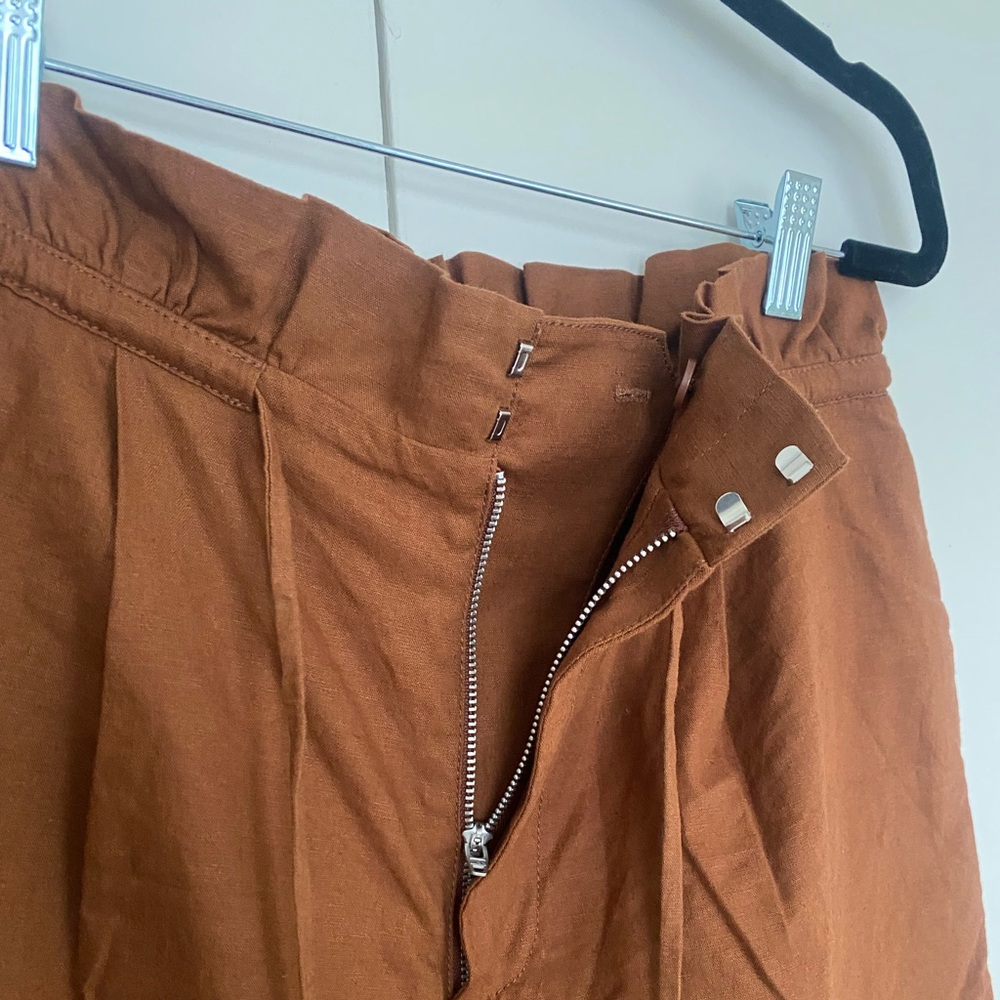 L'Academie High-Waist Paperbag Shorts in Brown - Picture 6 of 9